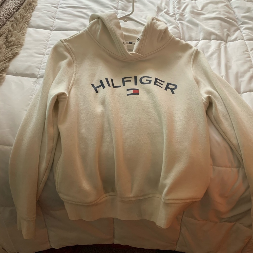 tommy hilfiger pull over hoodie